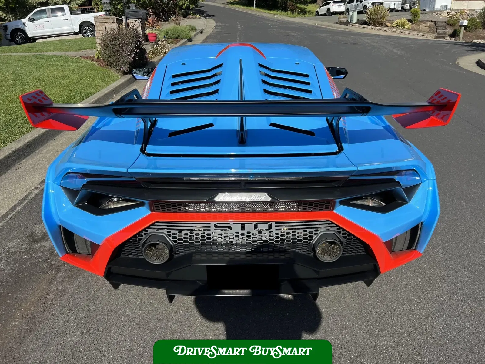 2023 Lamborghini Huracan STO