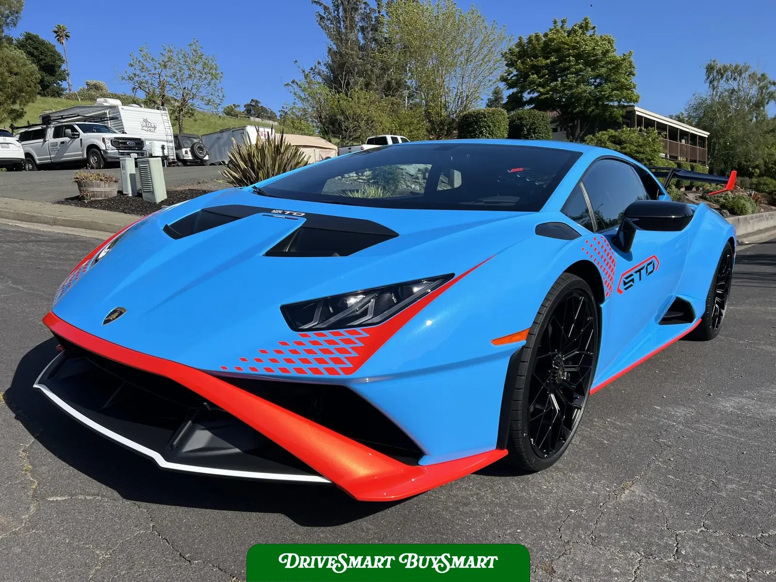 2023 Lamborghini Huracan STO