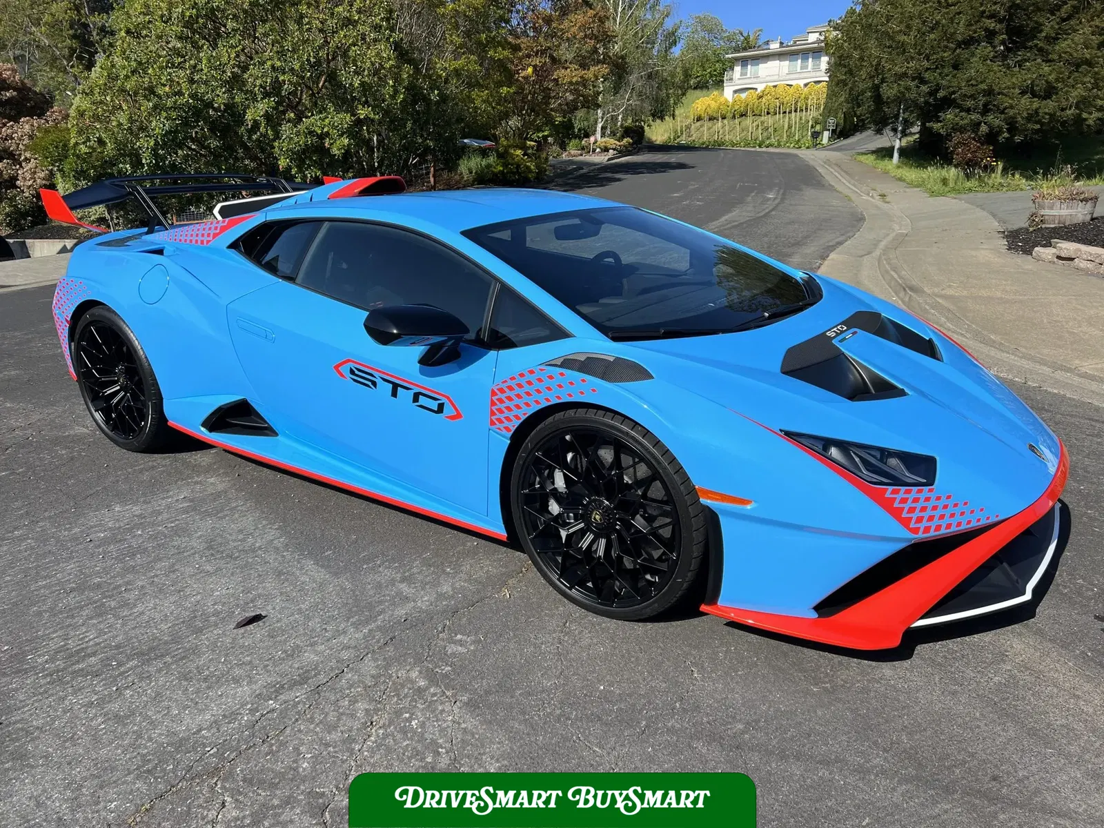 2023 Lamborghini Huracan STO