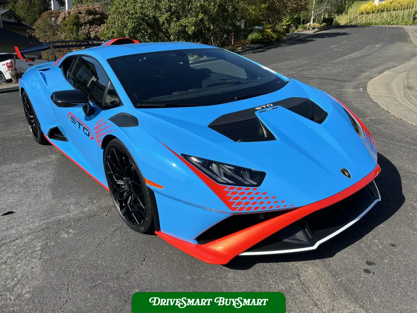 2023 Lamborghini Huracan STO