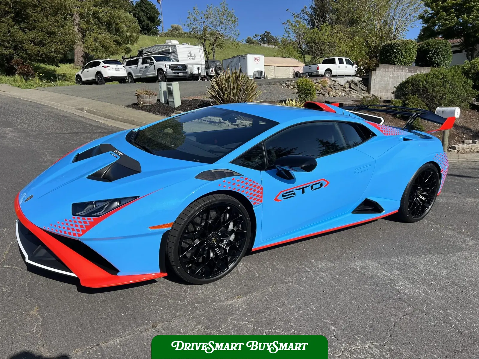 2023 Lamborghini Huracan STO