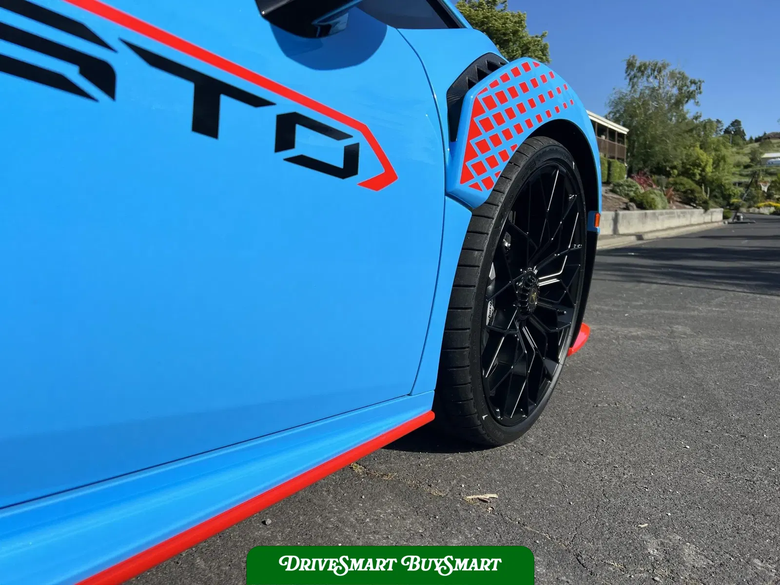 2023 Lamborghini Huracan STO