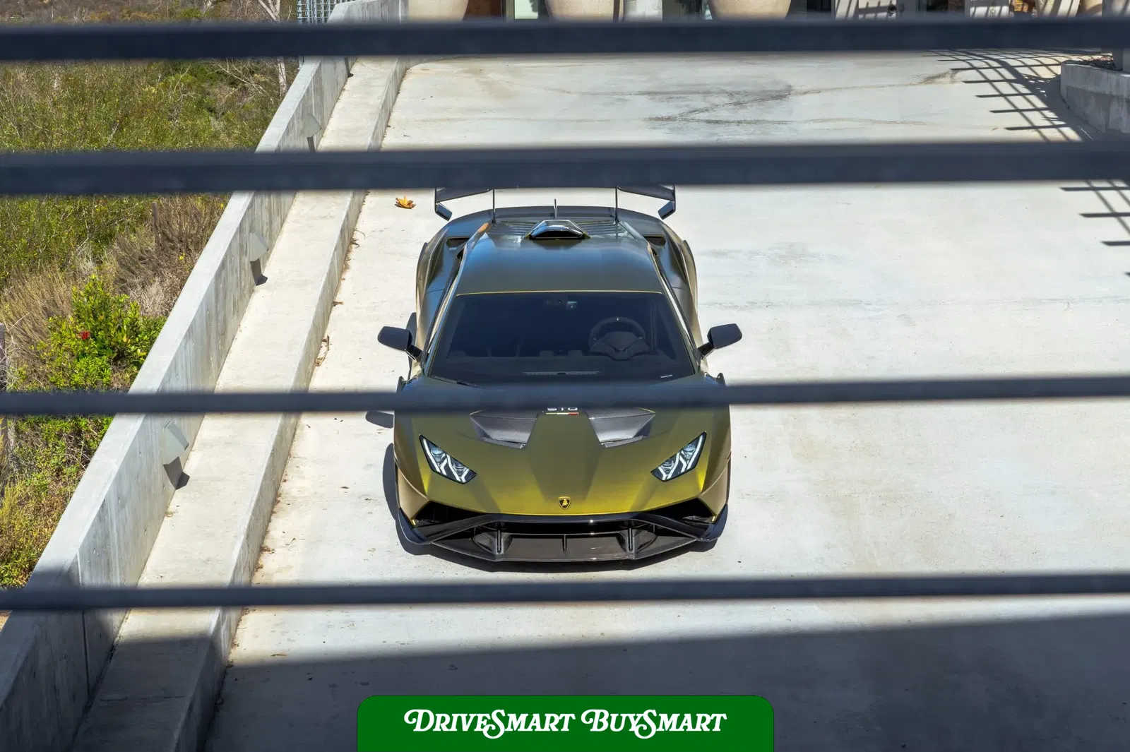2022 Lamborghini Huracan STO