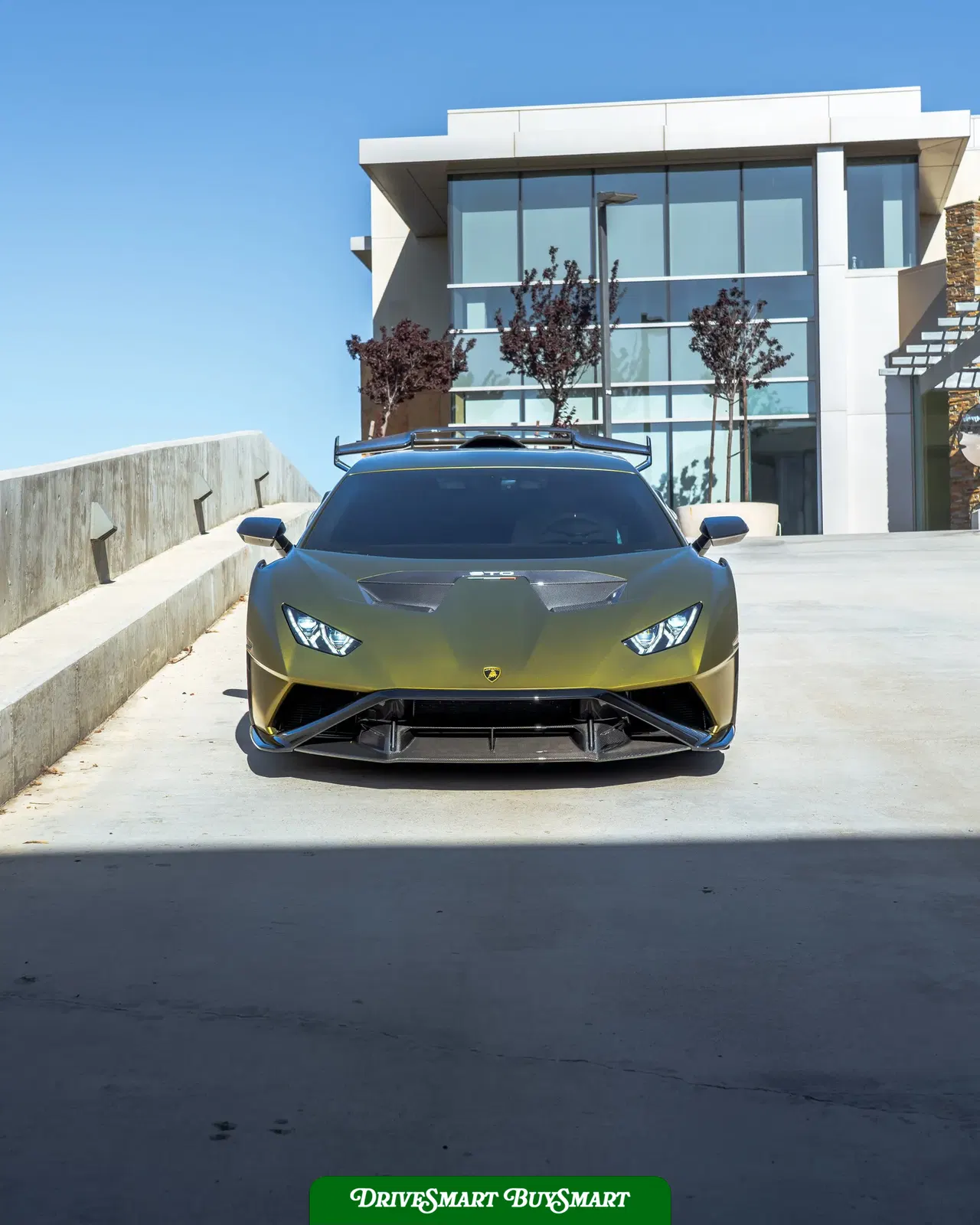 2022 Lamborghini Huracan STO