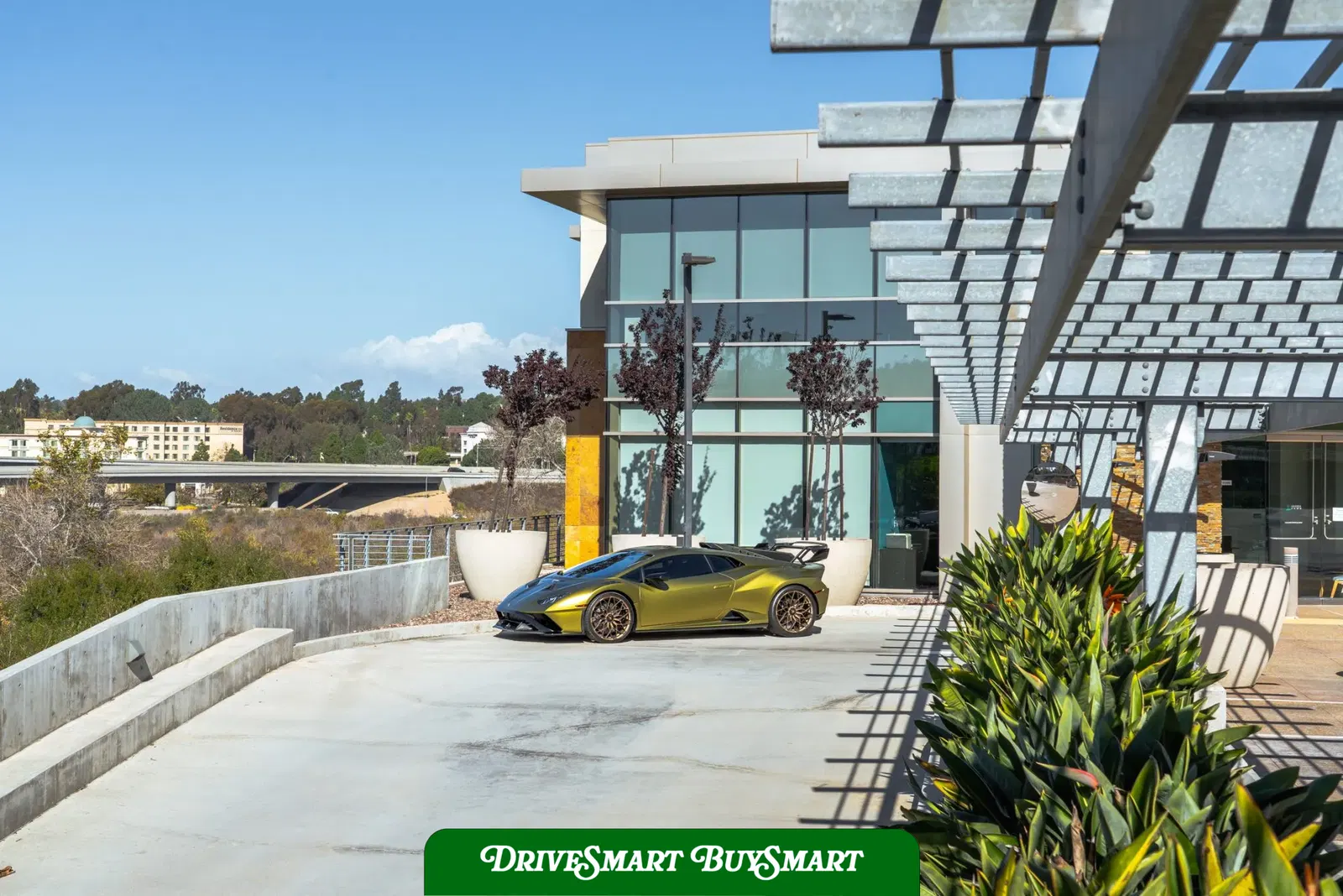 2022 Lamborghini Huracan STO