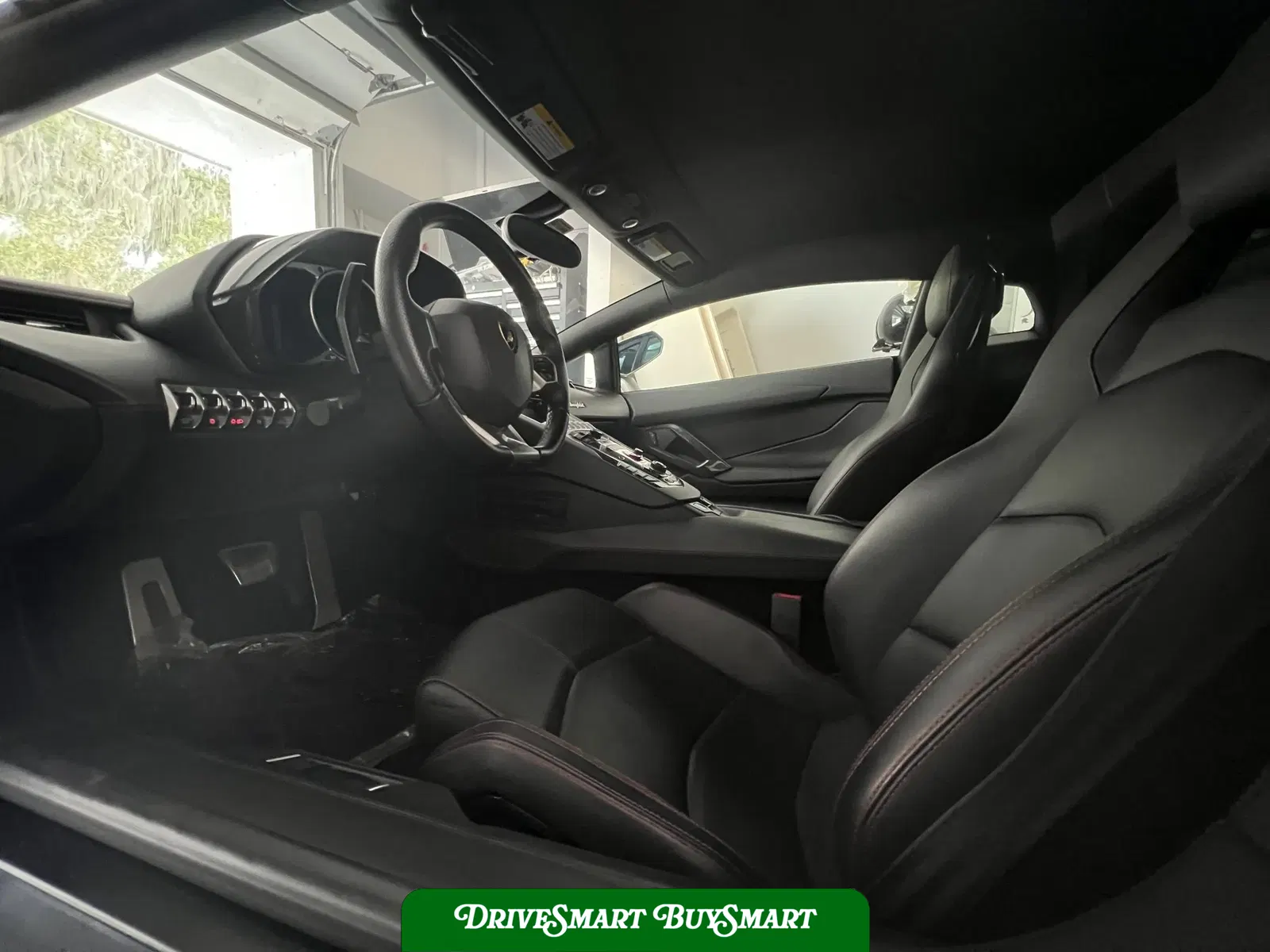 2014 Lamborghini Aventador LP700-4 Coupe
