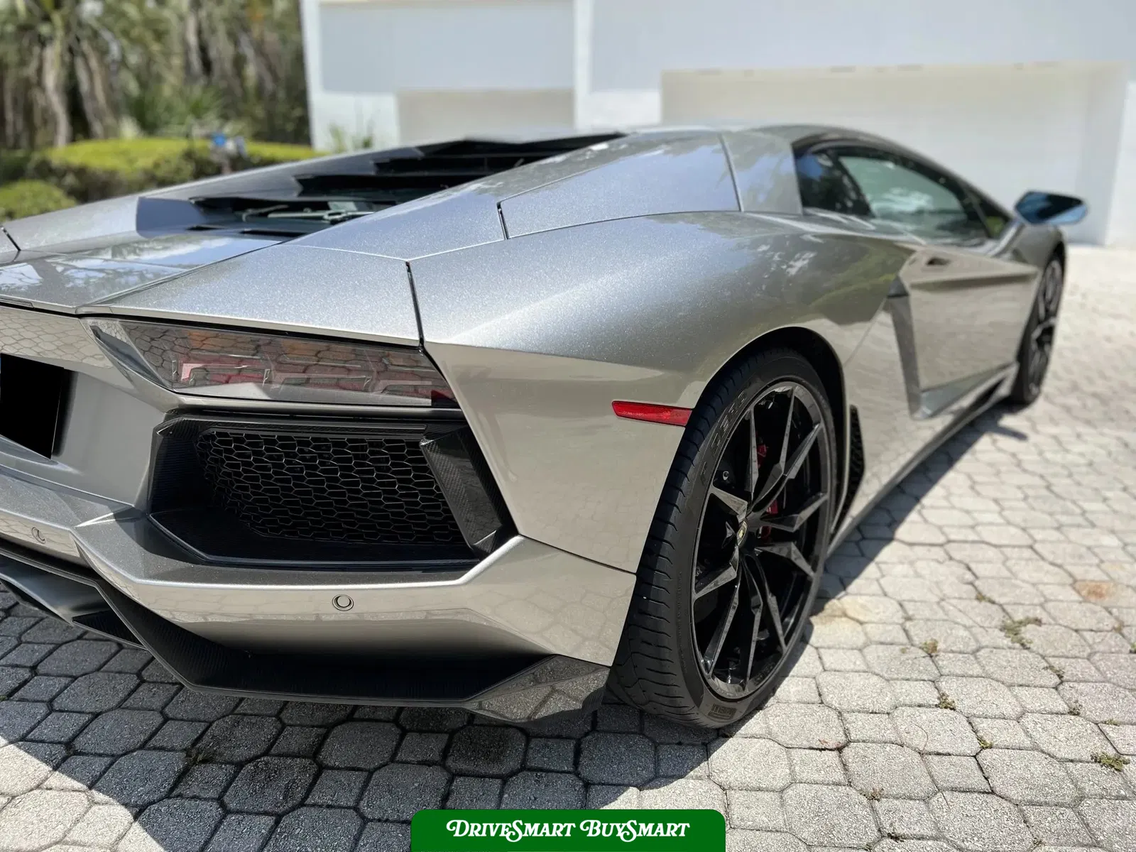 2014 Lamborghini Aventador LP700-4 Coupe