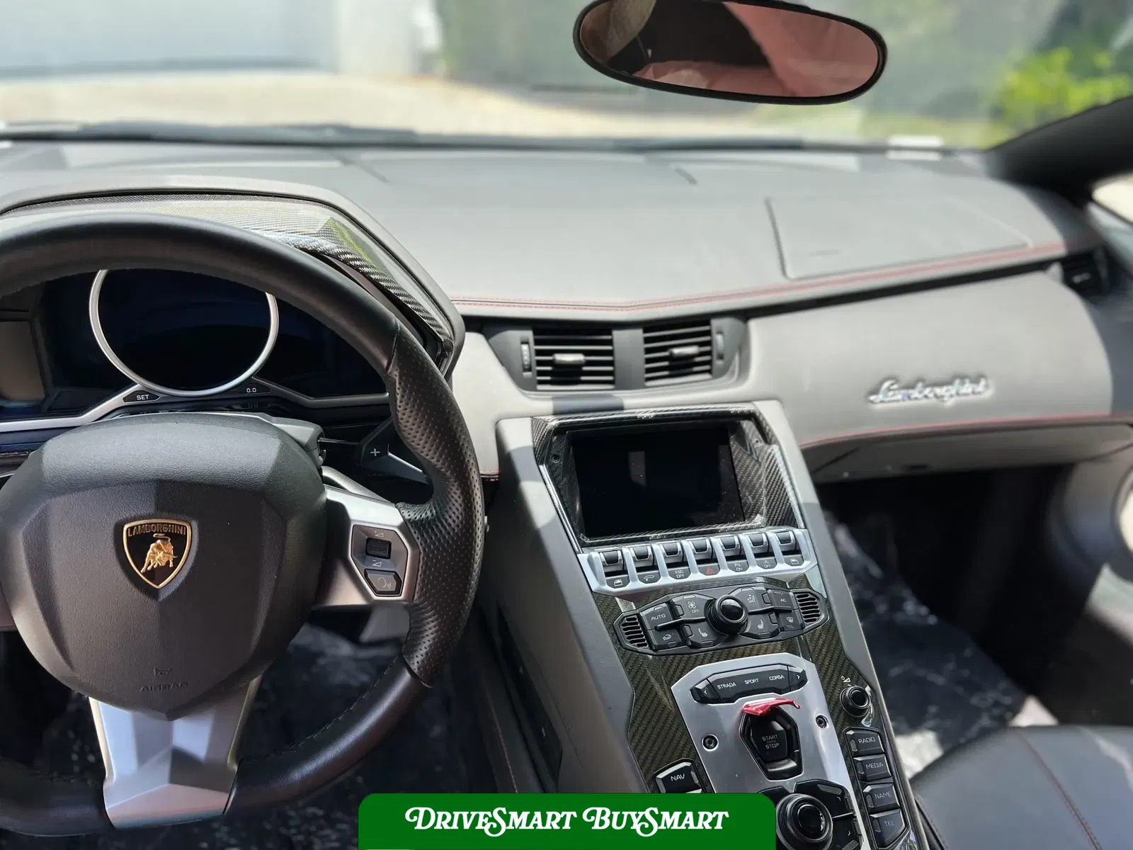 2014 Lamborghini Aventador LP700-4 Coupe