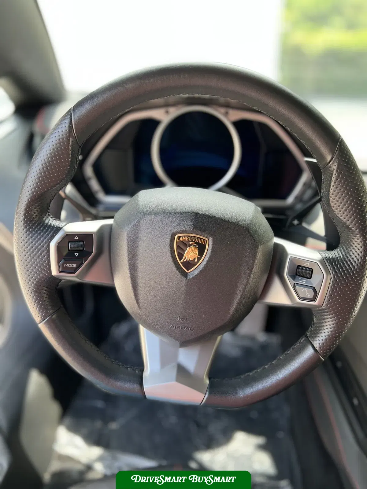 2014 Lamborghini Aventador LP700-4 Coupe