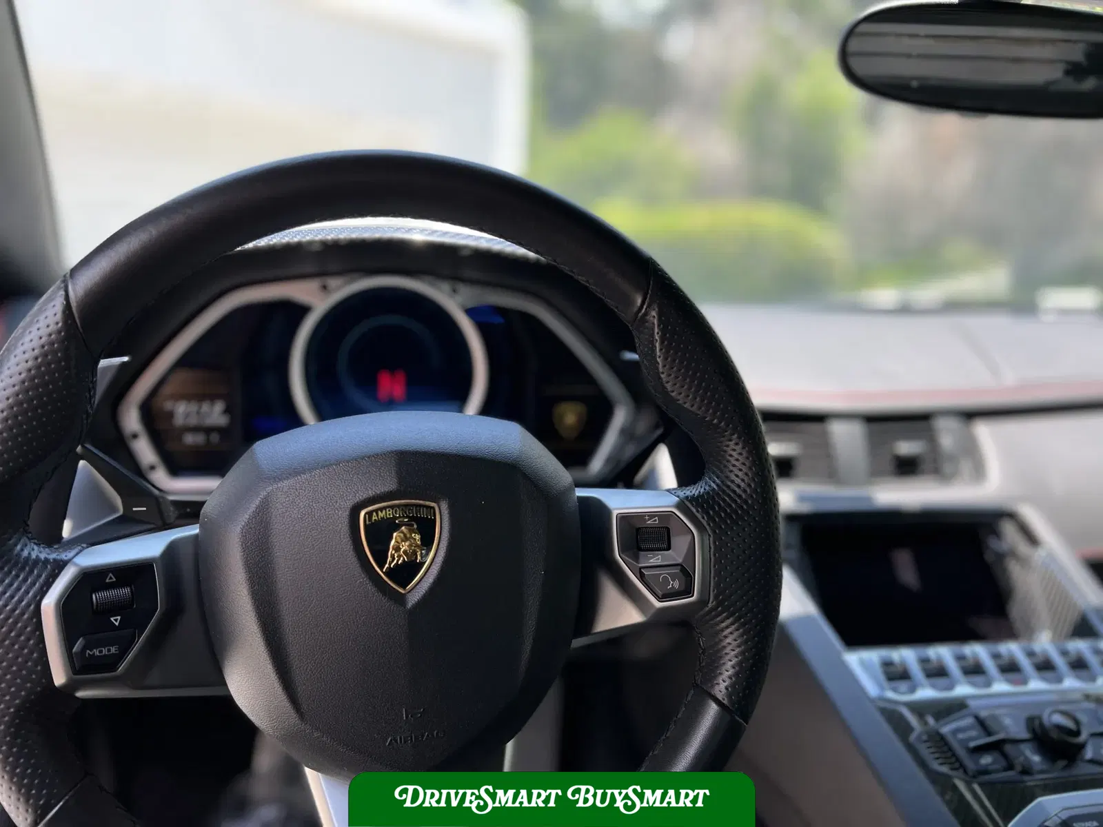 2014 Lamborghini Aventador LP700-4 Coupe