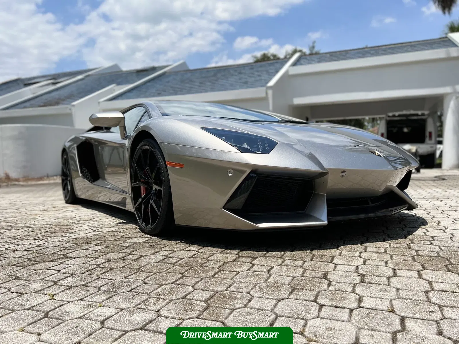 2014 Lamborghini Aventador LP700-4 Coupe