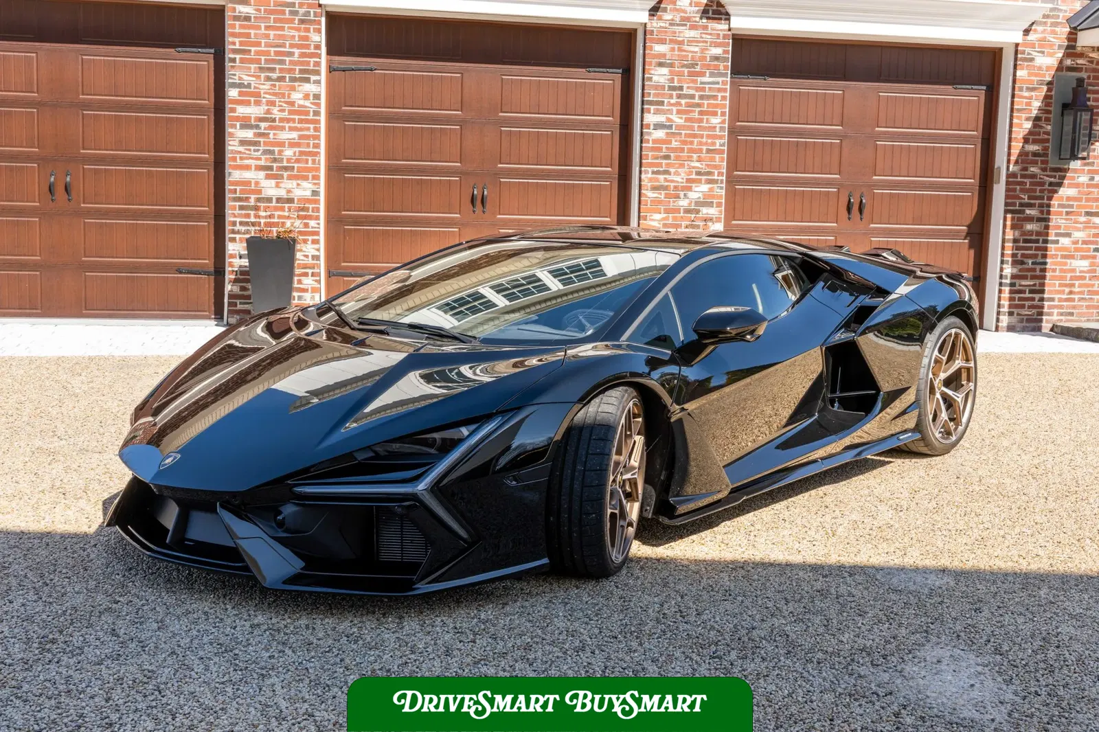 2024 Lamborghini Revuelto
