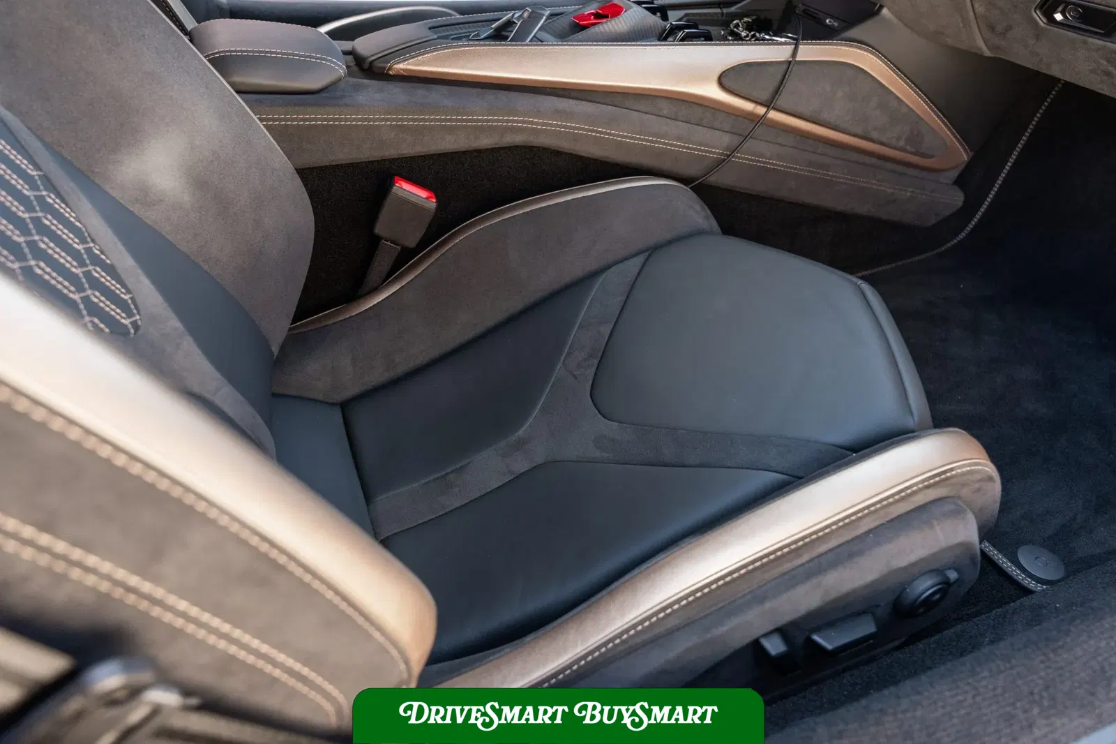 2024 Lamborghini Revuelto