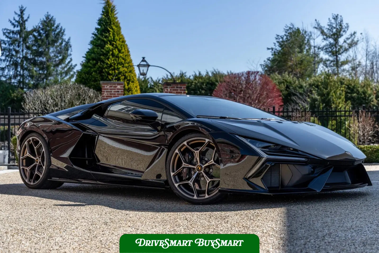 2024 Lamborghini Revuelto