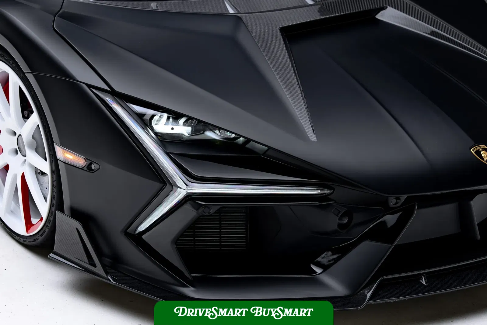 Mansory-Kitted 2024 Lamborghini Revuelto