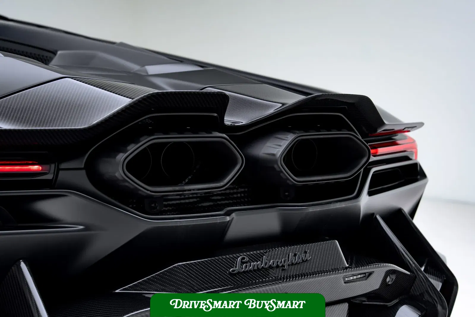 Mansory-Kitted 2024 Lamborghini Revuelto