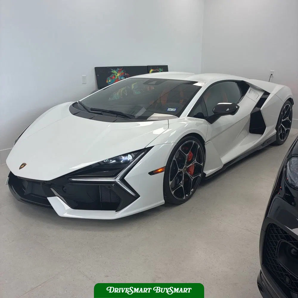 2024 Lamborghini Revuelto Base