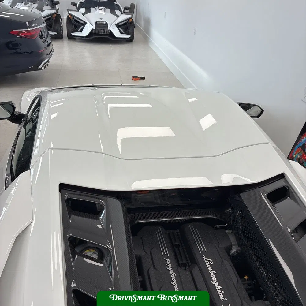 2024 Lamborghini Revuelto Base