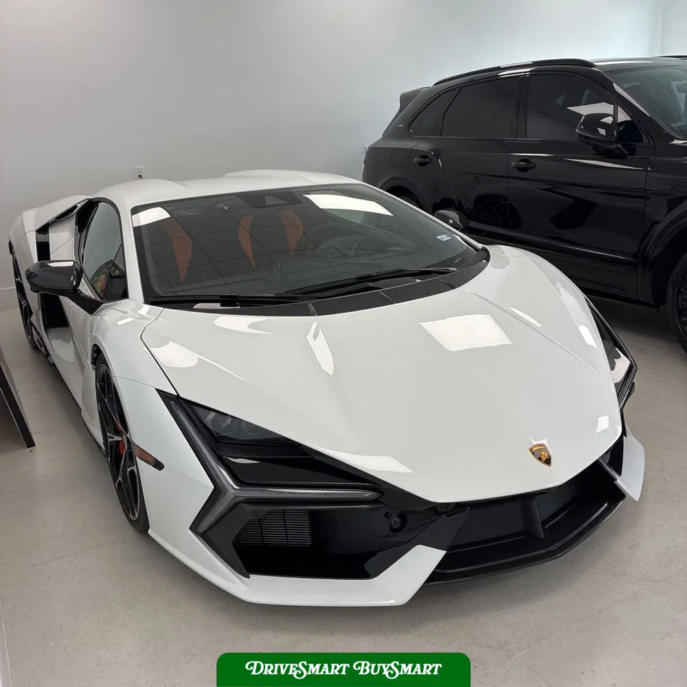 2024 Lamborghini Revuelto Base