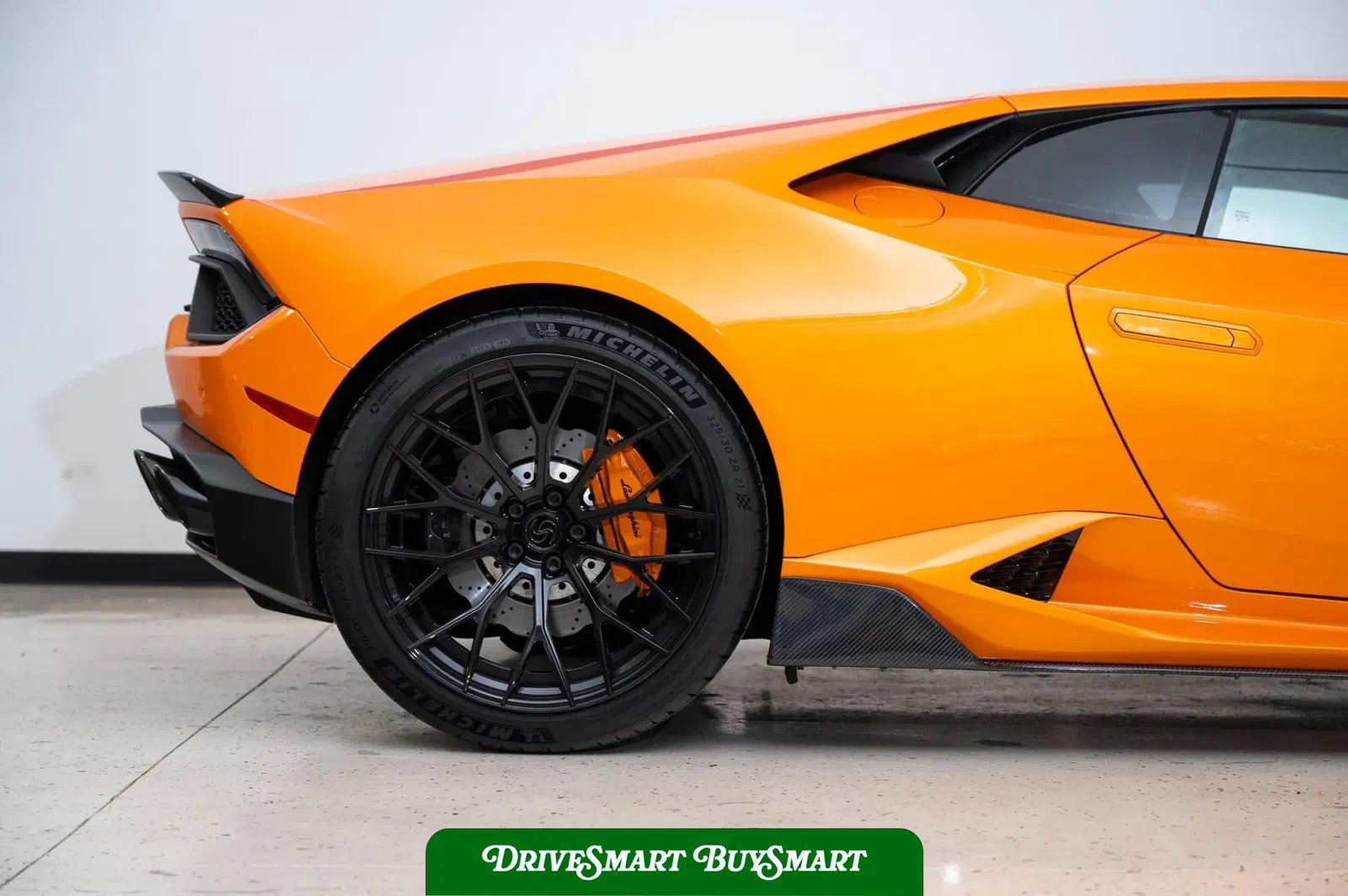2017 Lamborghini Huracan LP 580-2