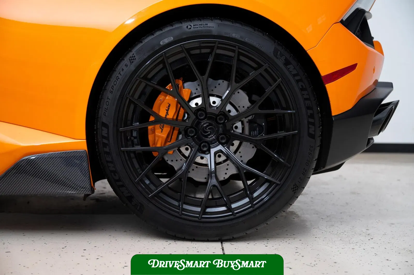 2017 Lamborghini Huracan LP 580-2
