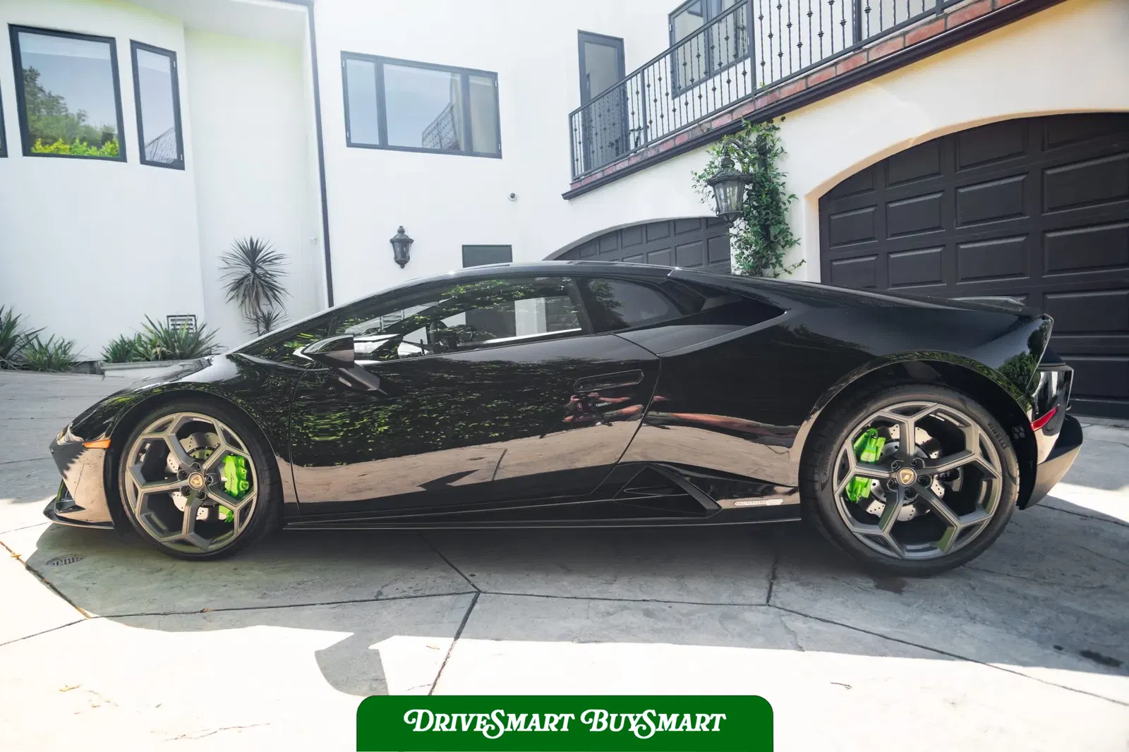 2021 Lamborghini Huracan EVO RWD