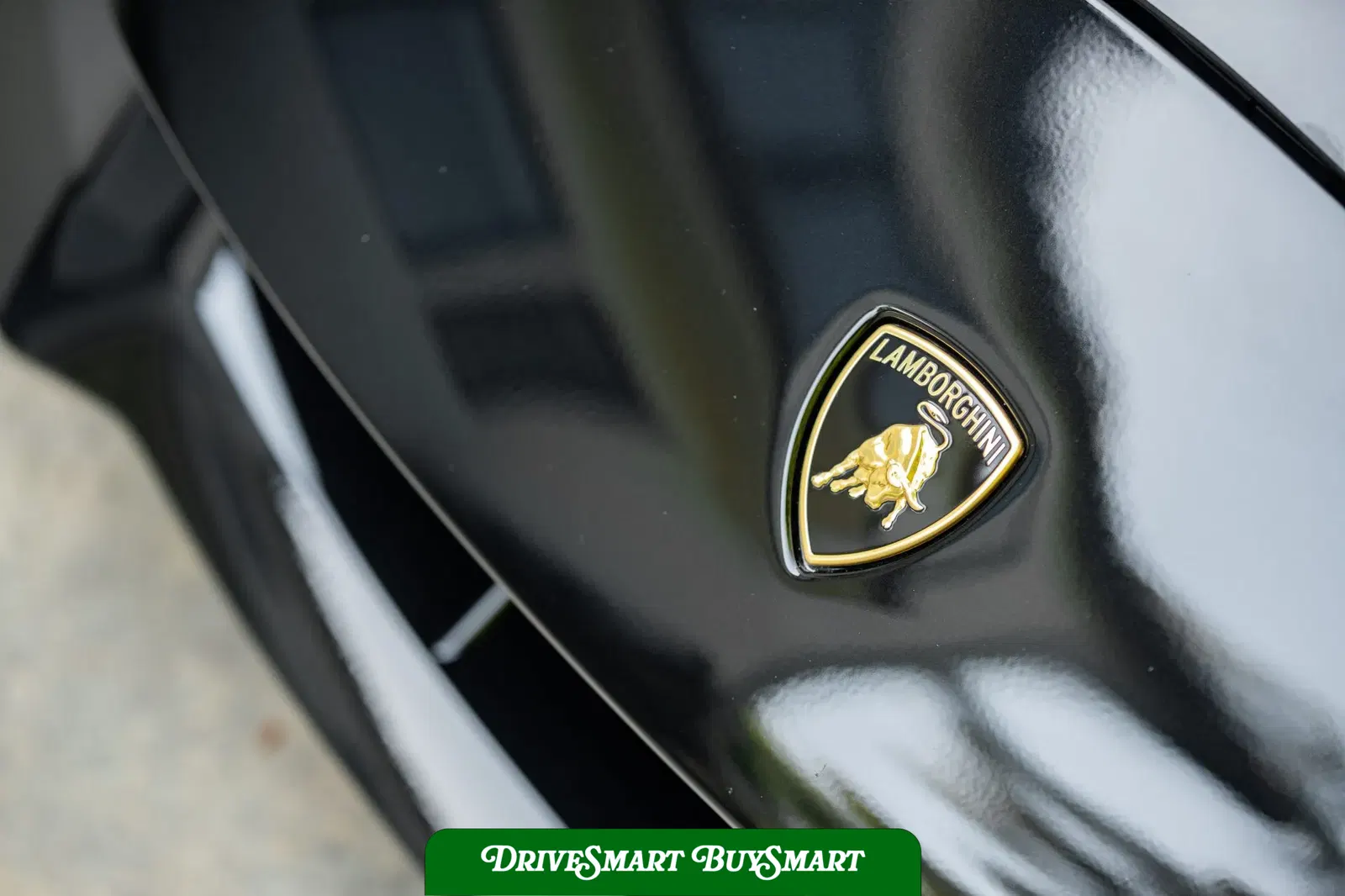2021 Lamborghini Huracan EVO RWD