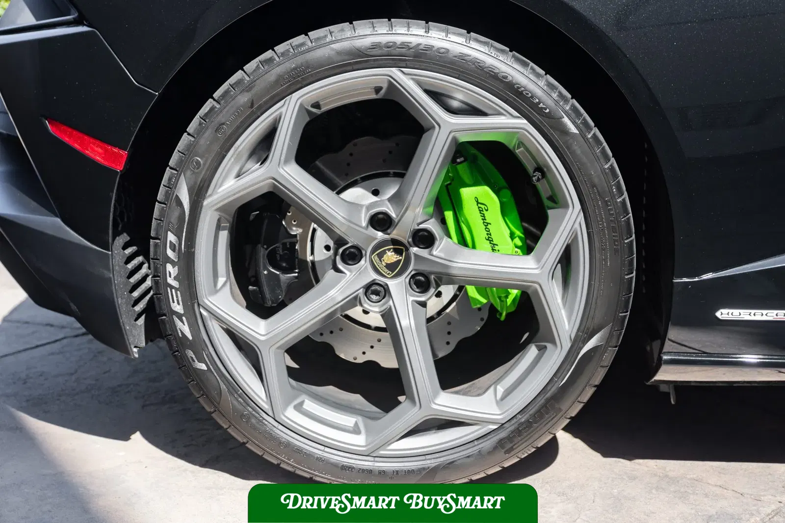 2021 Lamborghini Huracan EVO RWD
