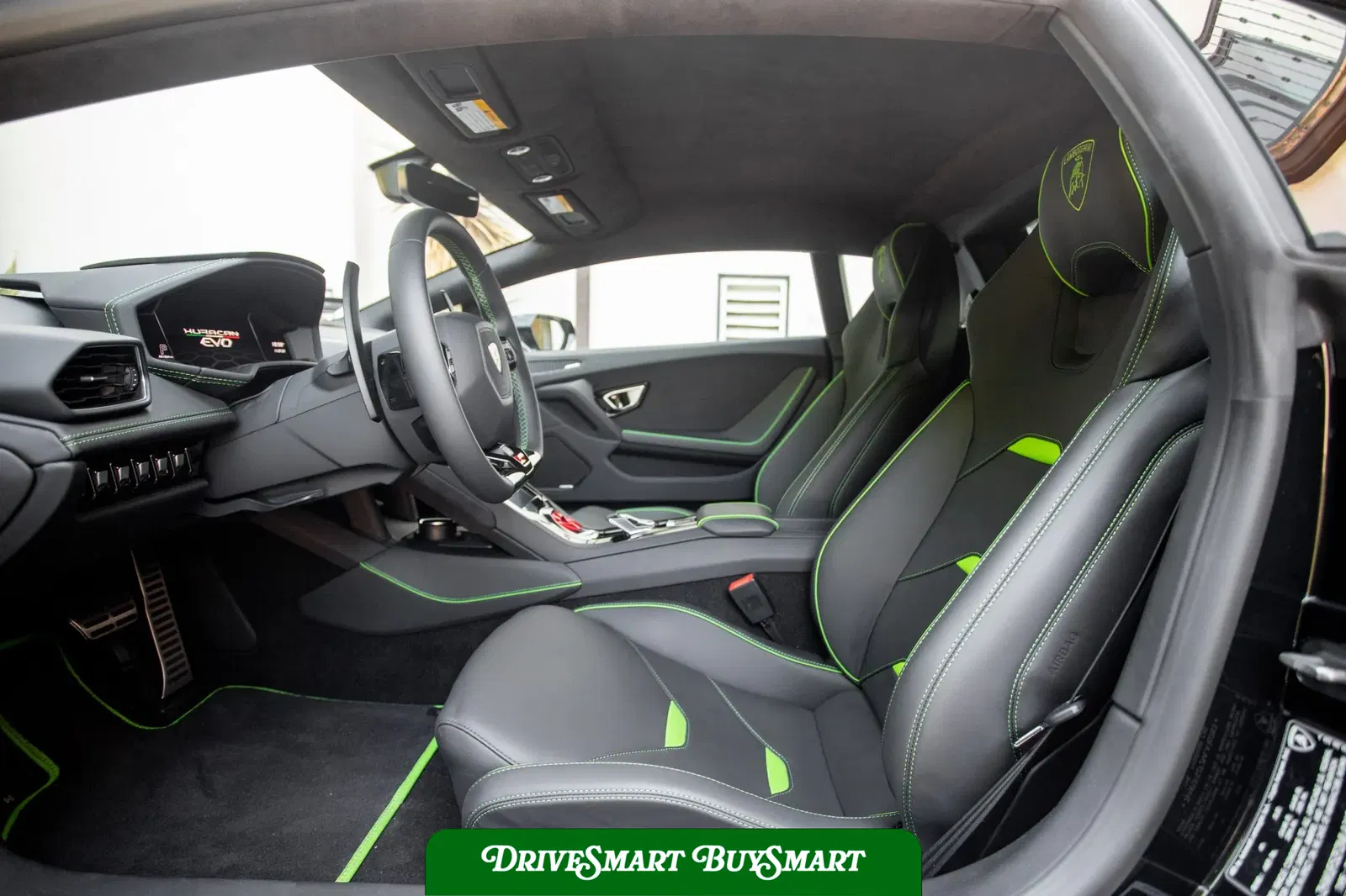 2021 Lamborghini Huracan EVO RWD