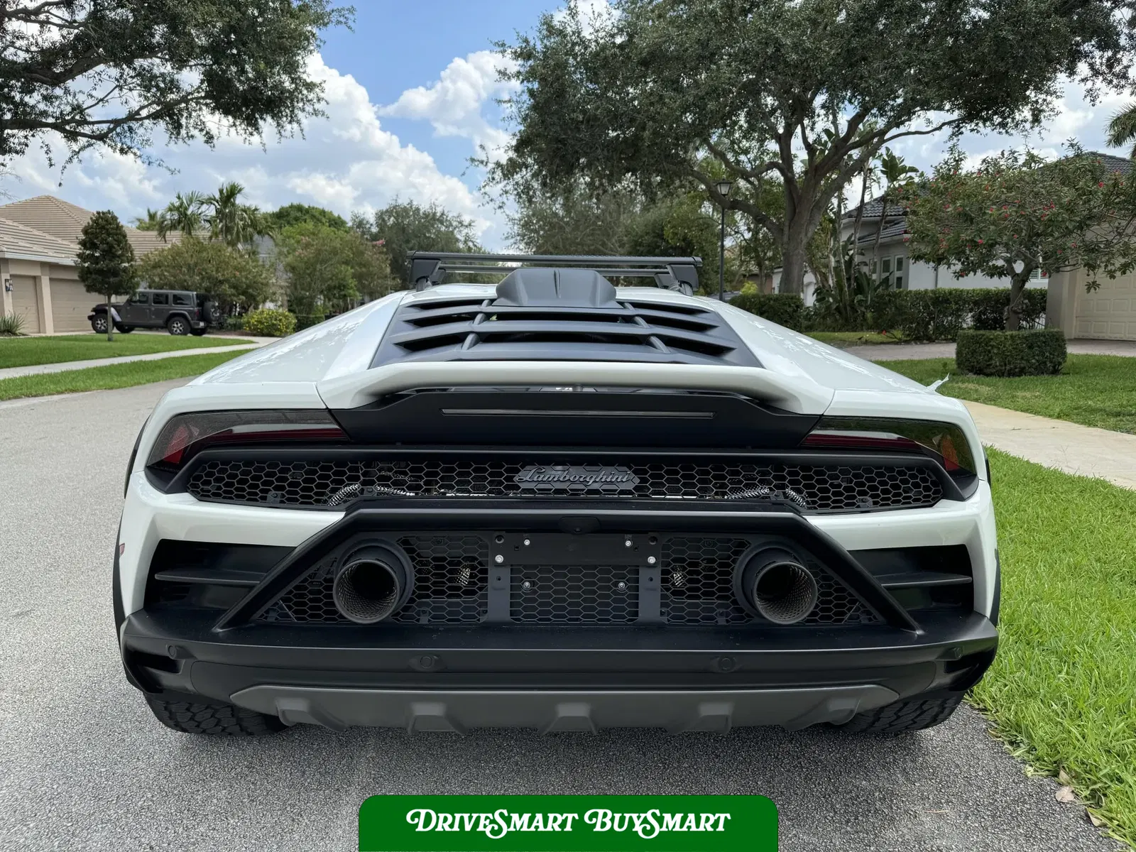 2023 Lamborghini Huracan Sterrato