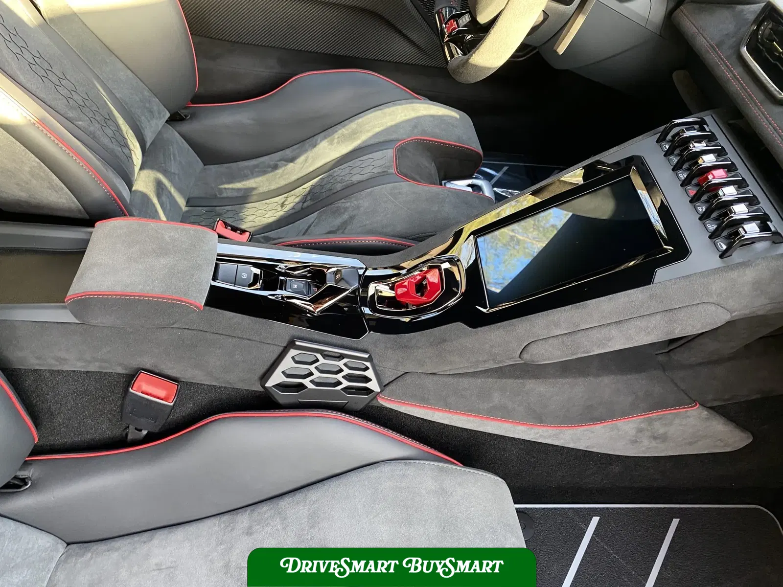 2023 Lamborghini Huracan Sterrato
