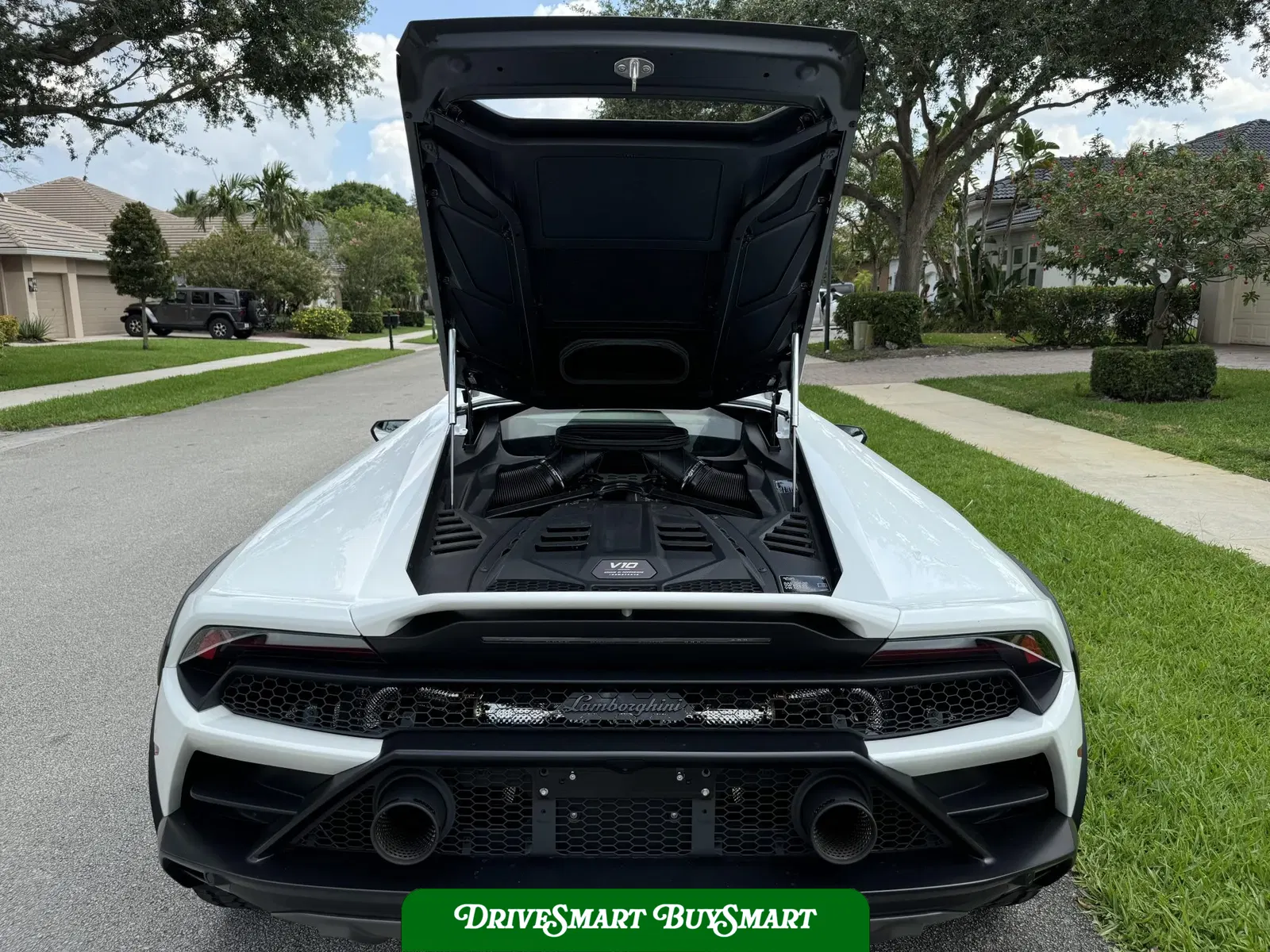 2023 Lamborghini Huracan Sterrato