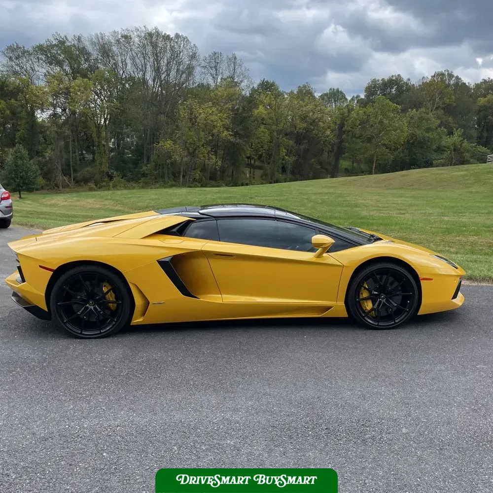 2014 Lamborghini Aventador Base