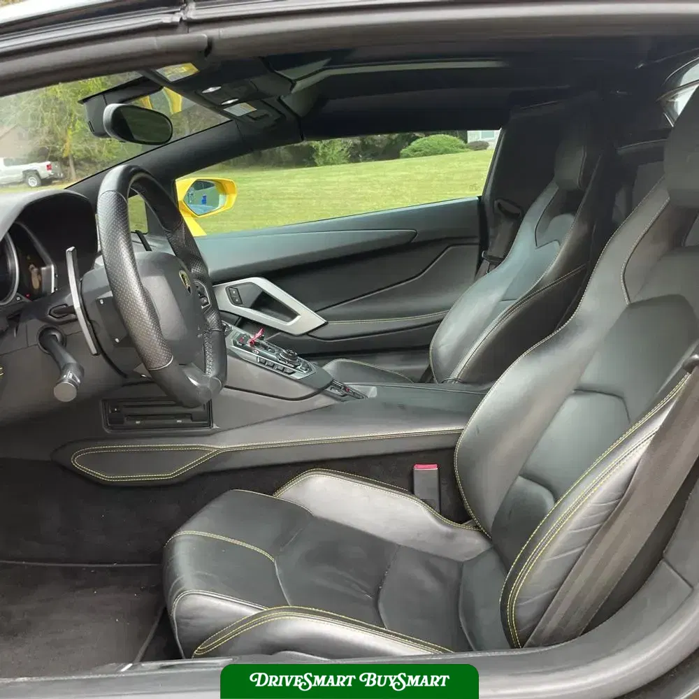 2014 Lamborghini Aventador Base