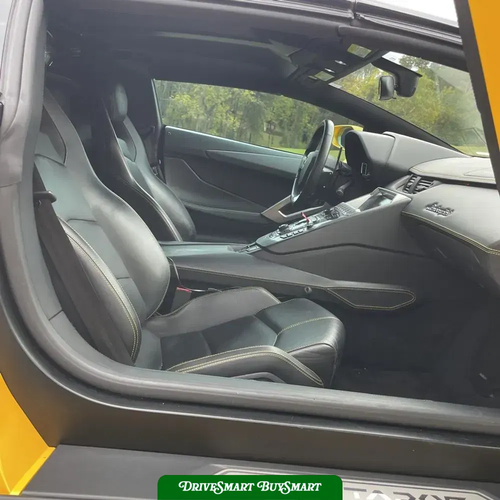 2014 Lamborghini Aventador Base