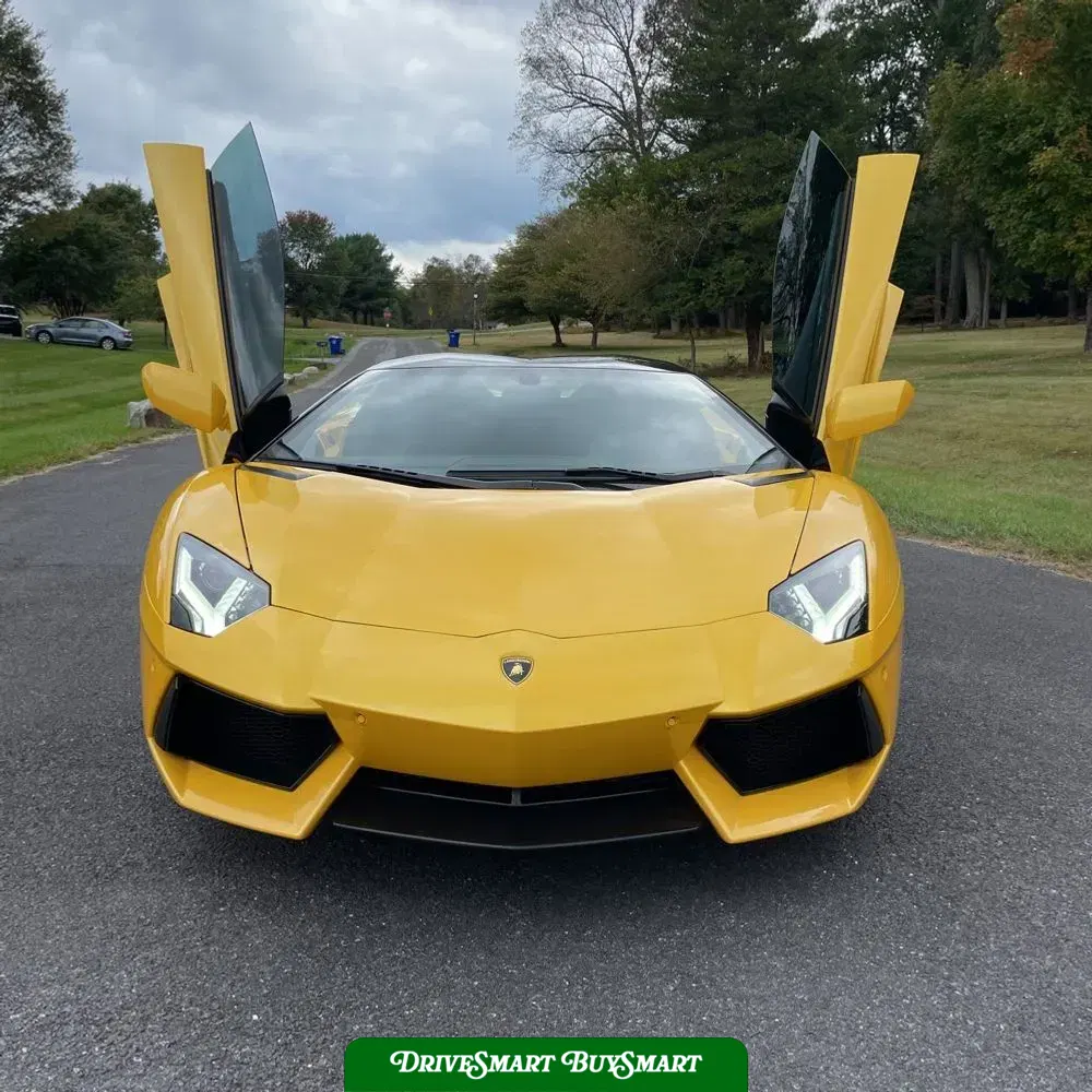 2014 Lamborghini Aventador Base
