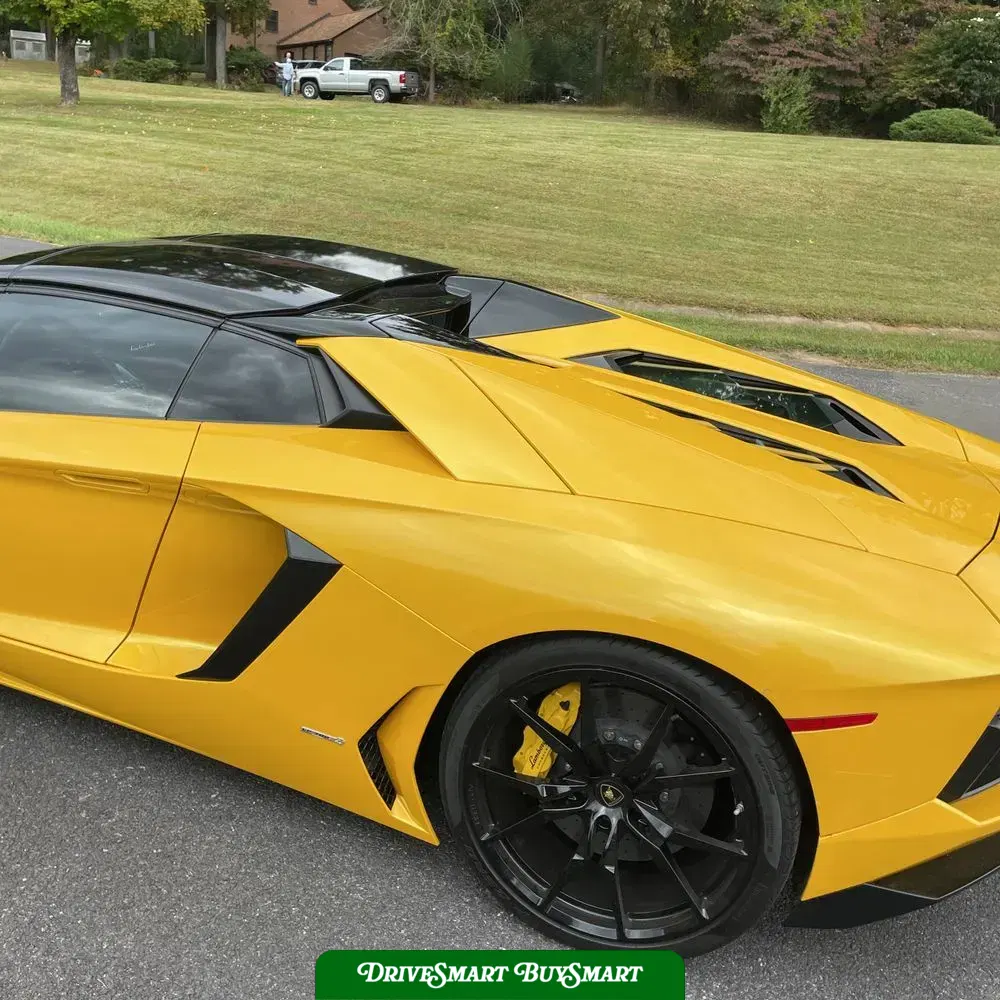 2014 Lamborghini Aventador Base