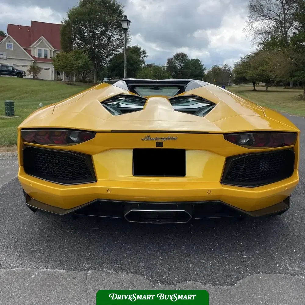 2014 Lamborghini Aventador Base