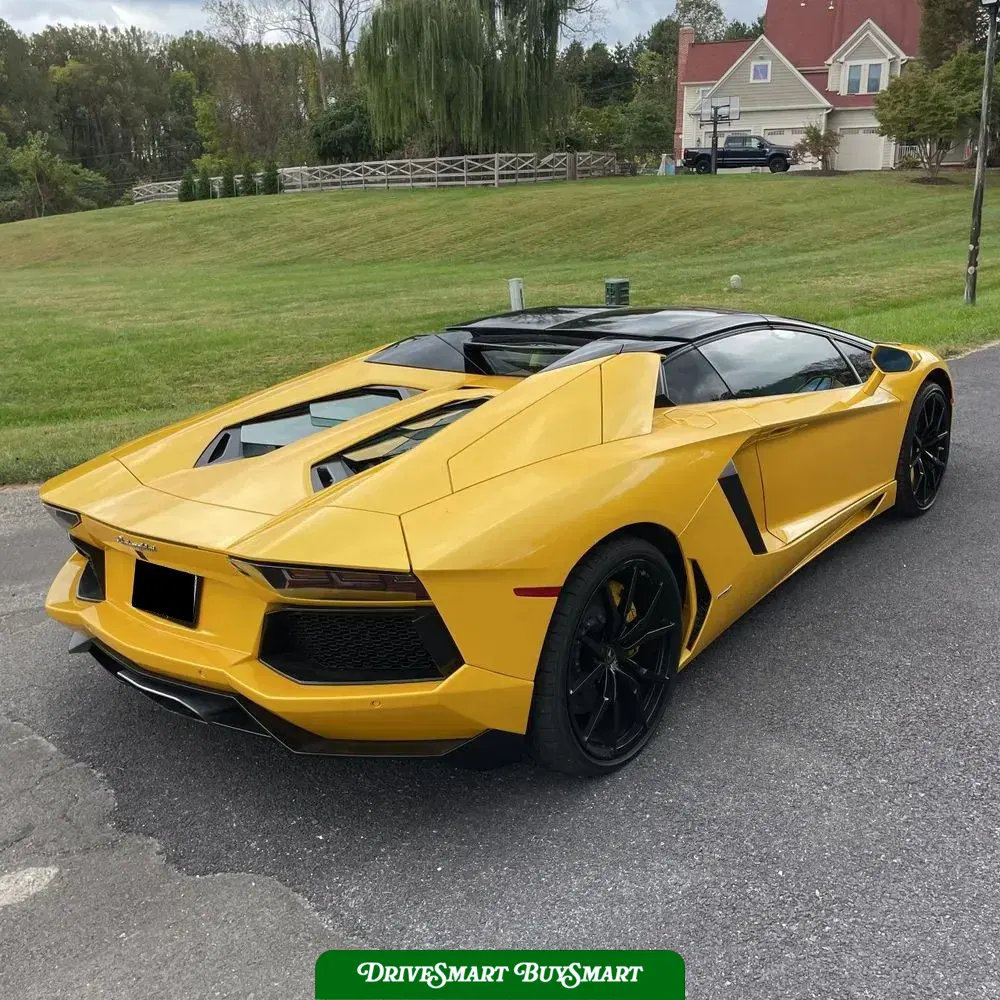2014 Lamborghini Aventador Base