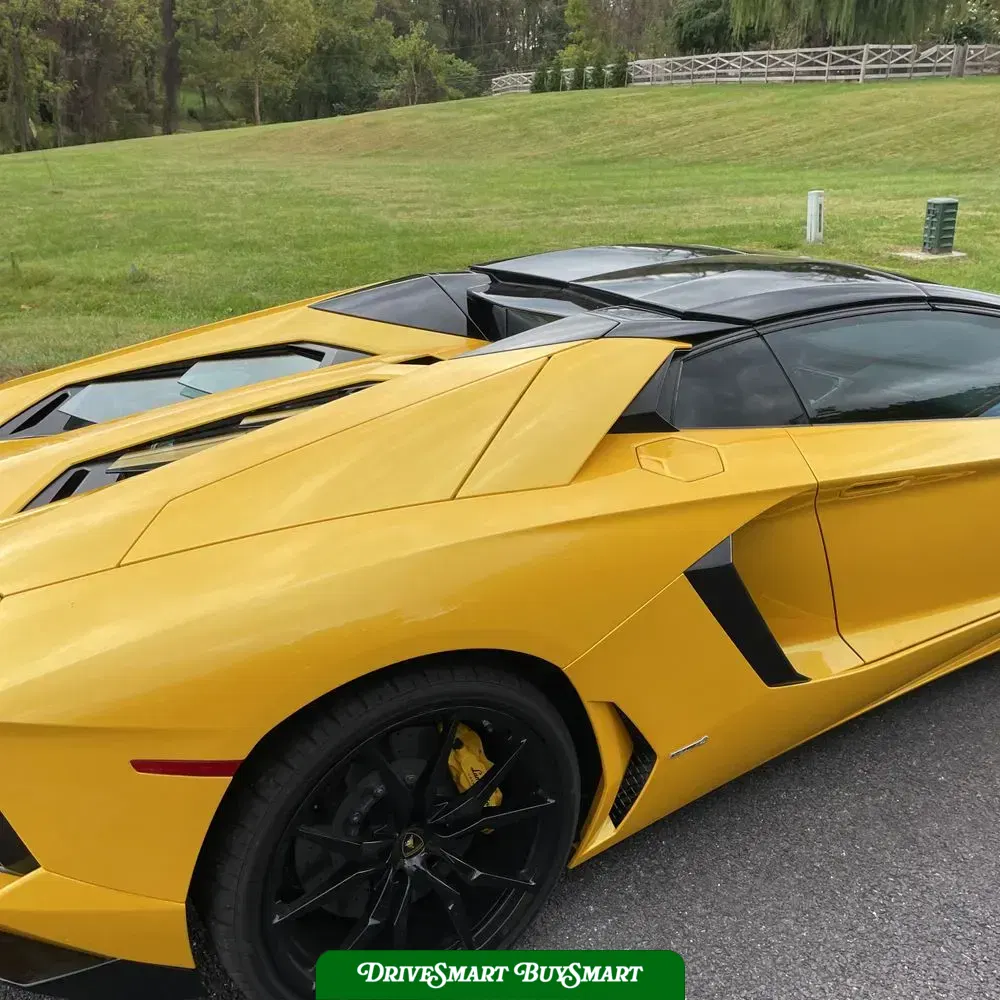 2014 Lamborghini Aventador Base