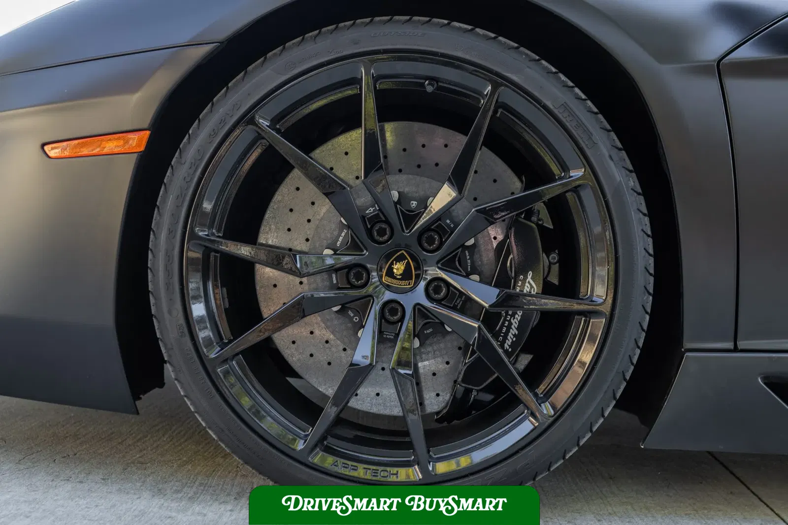 2014 Lamborghini Aventador LP 700-4 Roadster