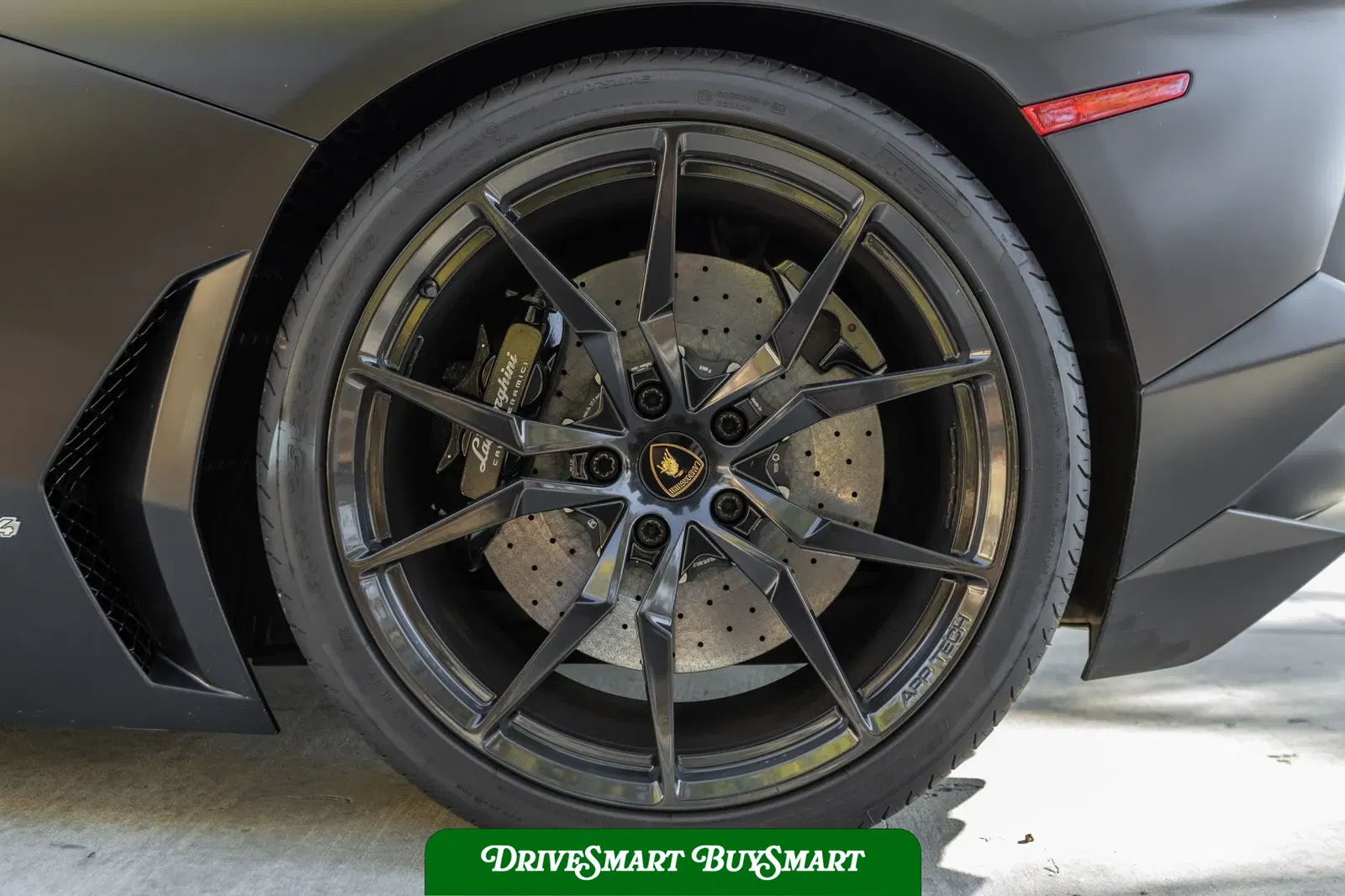 2014 Lamborghini Aventador LP 700-4 Roadster