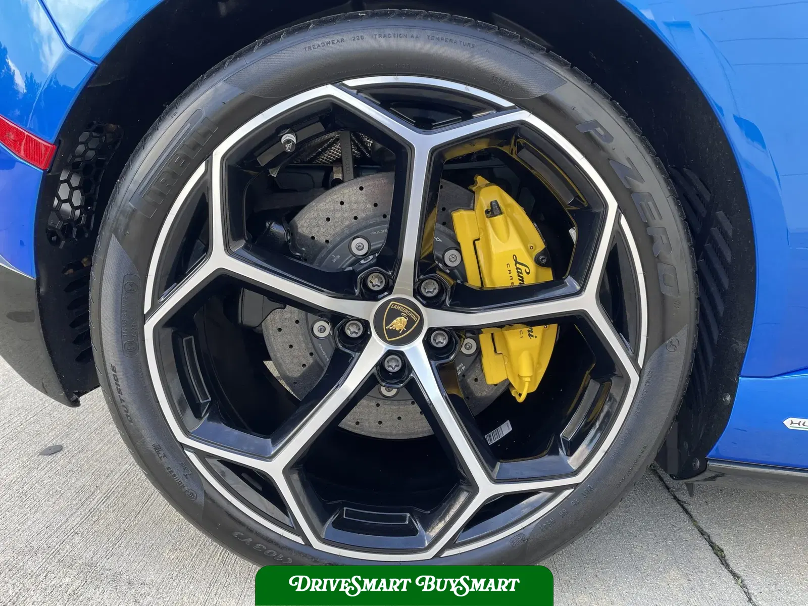 2020 Lamborghini Huracan Evo Spyder