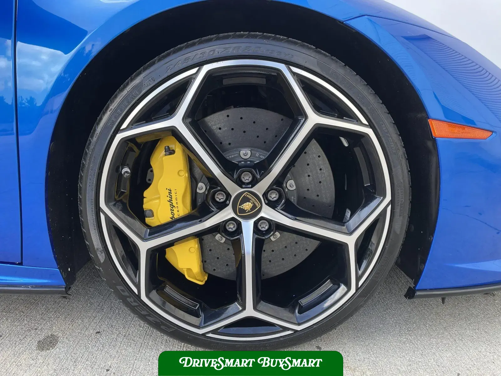 2020 Lamborghini Huracan Evo Spyder