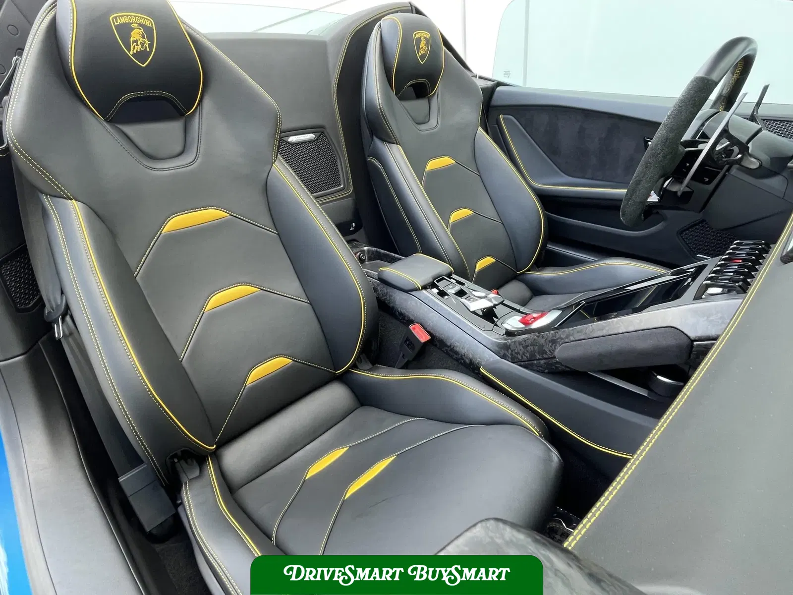 2020 Lamborghini Huracan Evo Spyder
