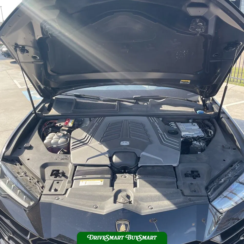 2020 Lamborghini Urus Base