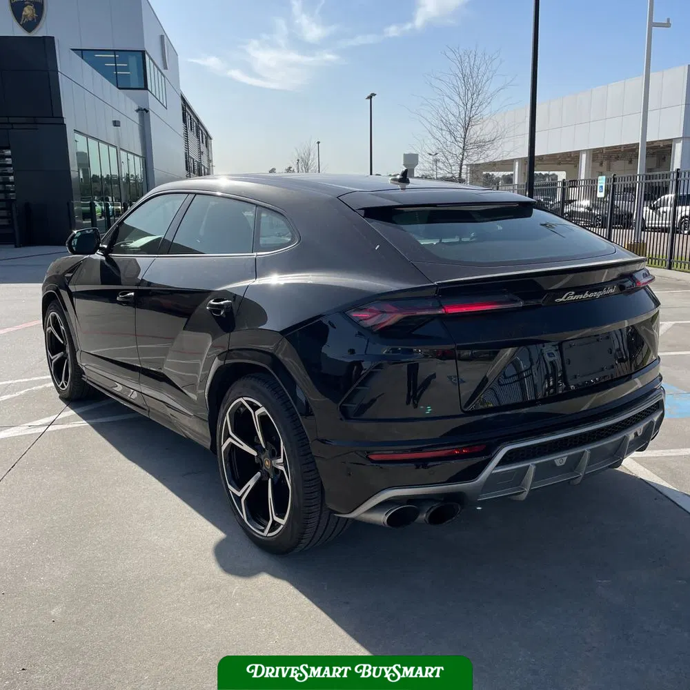 2020 Lamborghini Urus Base
