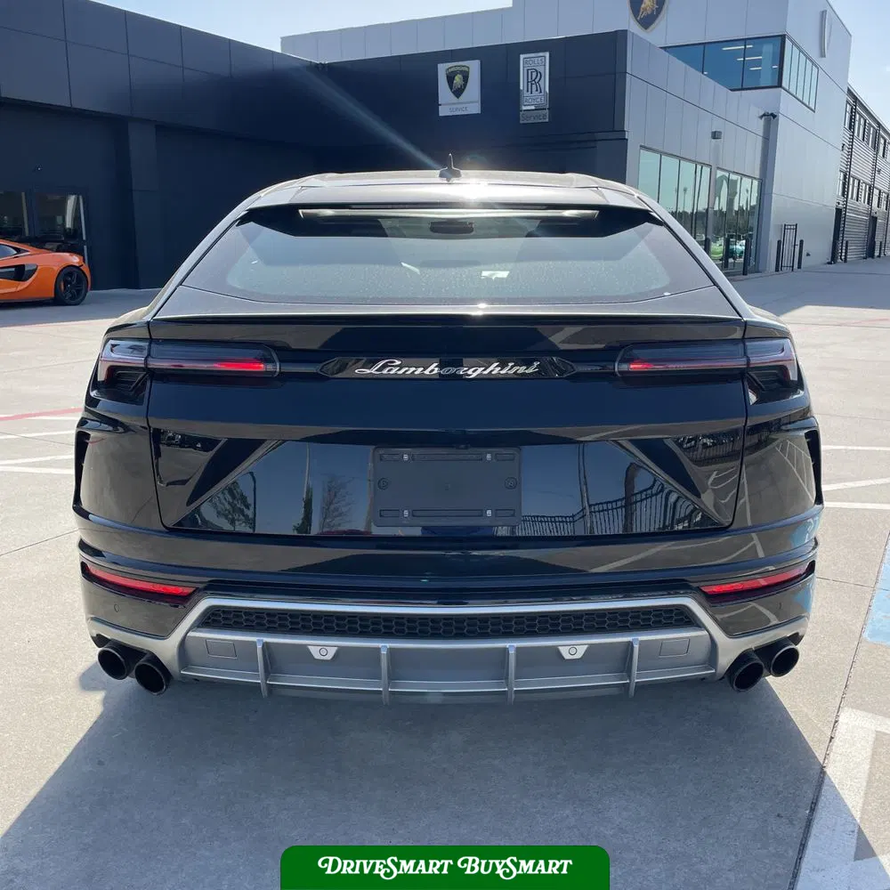 2020 Lamborghini Urus Base