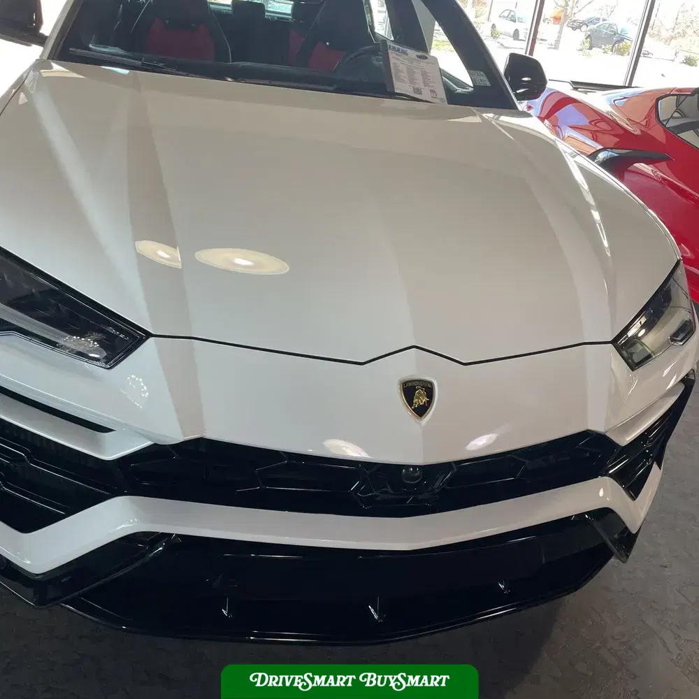 2022 Lamborghini Urus Base