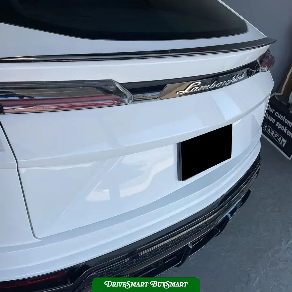 2022 Lamborghini Urus Base